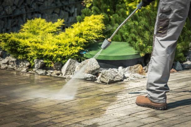Best Sidewalk and Walkway Pressure Cleaning in Rancho Laveras, CA
